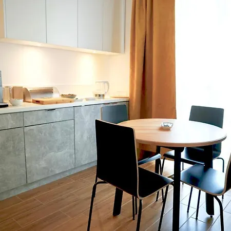 ベッド・アンド・ブレックファスト Simar 3*